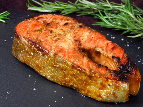 How to Cook a Succulent Salt-Baked Whole Fish with Aromatics?